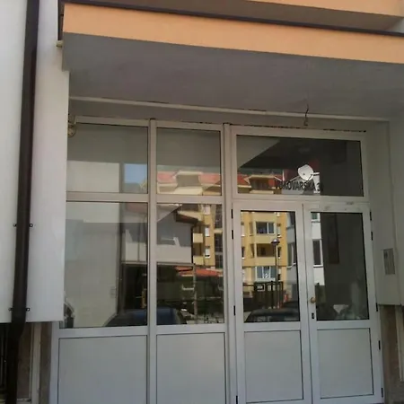 Sun - 70m2 Comfortable Only Long Term Apartman Mostar