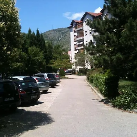 Apartment Sun - 70m2 Comfortable Only Long Term Mostar