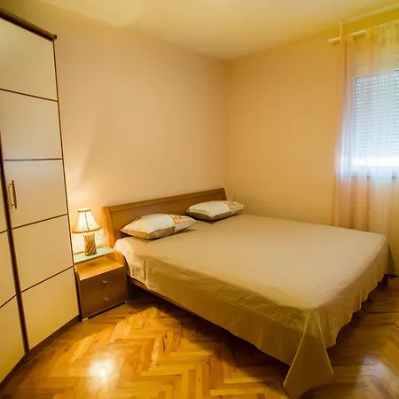 Sun - 70m2 Comfortable Only Long Term *